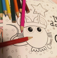 Load image into Gallery viewer, Christmas fun with Cheez &#39;n&#39; Pickle &amp; friends Set of 8 A5 Colouring In Postcards with Pencils
